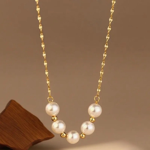 Collana donna con ciondolo